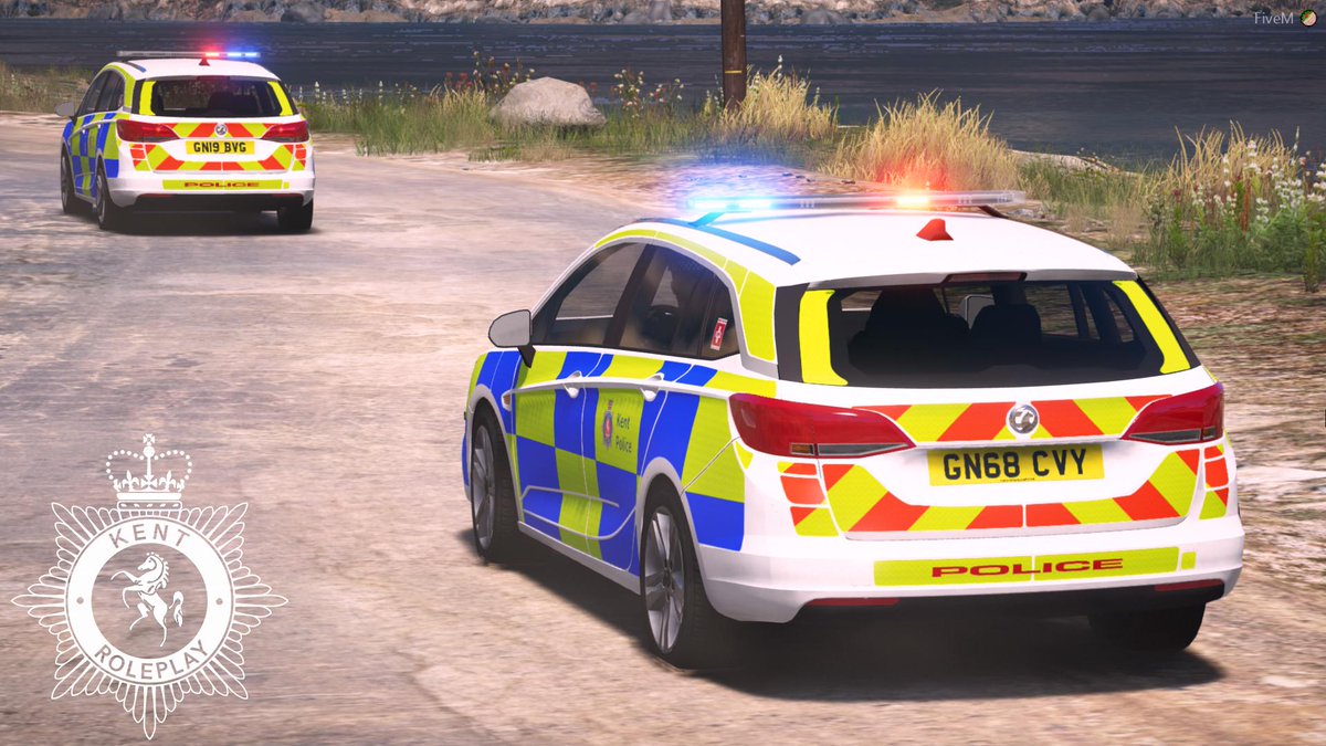 KRPC_DCC's tweet photo. Fantastic Shift this evening and a very busy one! It's not often I get to take our new probationers out but this one did fantastic. A few snap shots include a vehicle we stopped for no seatbelt, NPAS assisting on a decamp, also
@KRPC_Helks and I responding to a firearms concern! https://t.co/X8Rt7utLLQ
