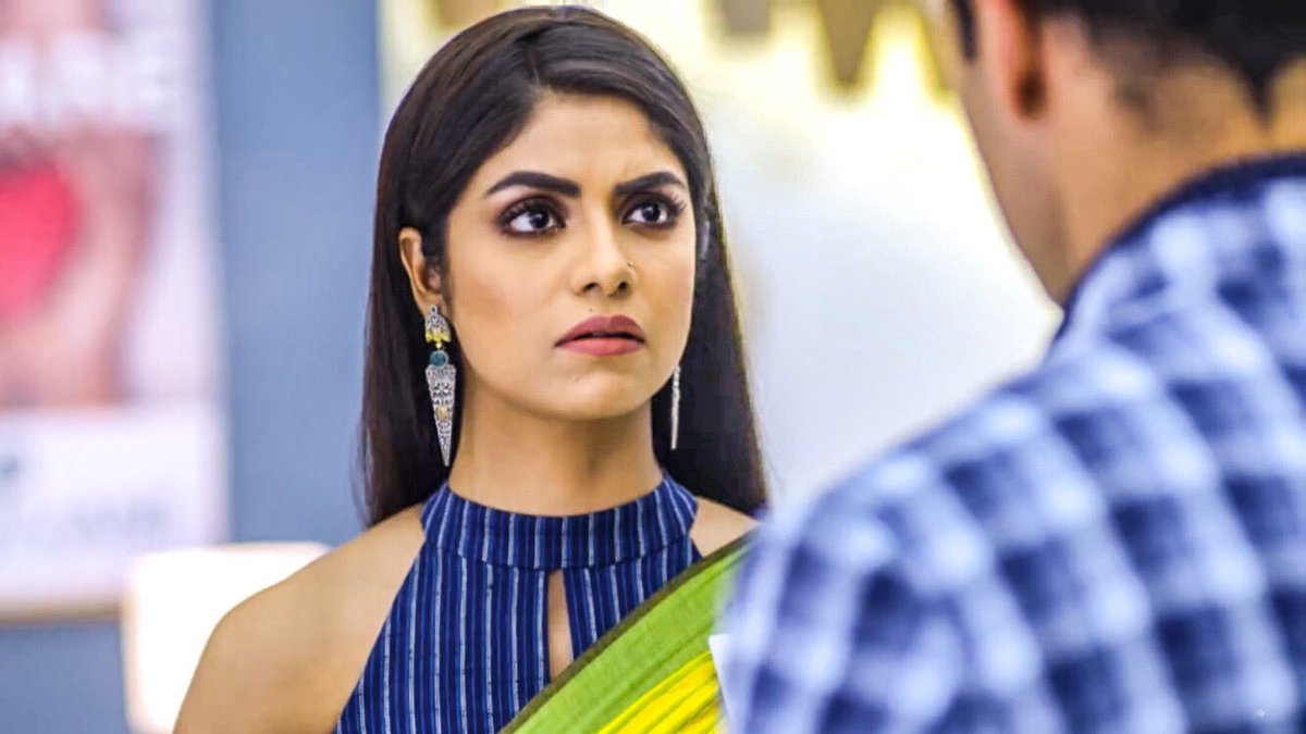 ArzooChowdhary's tweet photo. Humari #NeelaMaa 💋💋💋
@sayantani0609
#Sanjivani #Sanjivani2 https://t.co/NYh6oIqLhA