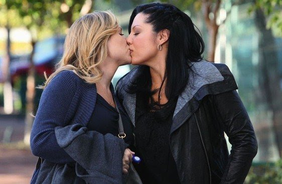 cbeyojaguar_'s tweet photo. Matando a saudades das minhas bebês Arizona e Callie 😍😪😢 #GreysAnatomy #Callzona https://t.co/MVJHcGzlJv