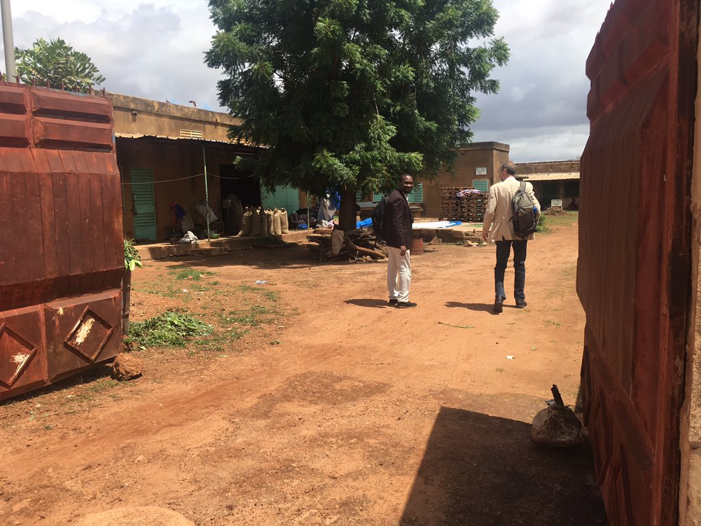 Première coopérative potentielle visitée au Burkina; #agriterra  <a href="/Erwin/">PhotogErwin</a> Brouwer <a href="/Jean/">J</a> bosco DIBOULON
