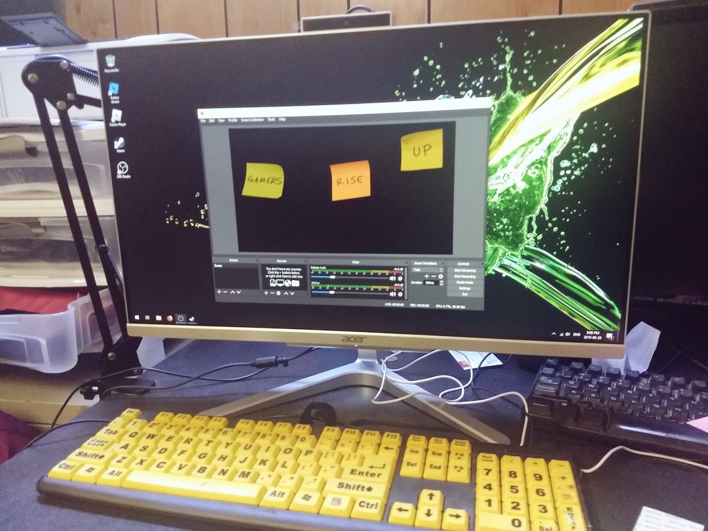 chiselinc's tweet photo. #Announcement: after much reflection, I have capitulated and purchased a @Microsoft #Windows computer. I have been fiercely #LinuxOnly for approaching 8 years now. It has been a pain in the ass, but it was *my* self-sovereign PITA damn it. https://t.co/2DABozuci1