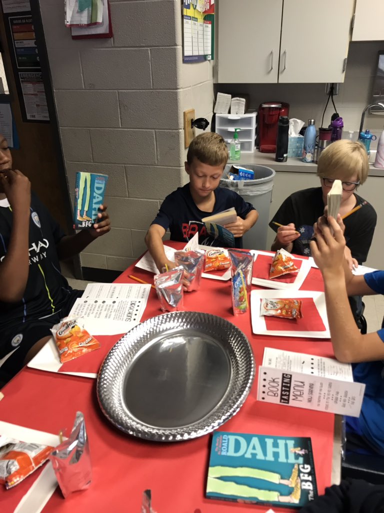 RSmithgrade5's tweet photo. The Book Nook Cafe was open for business today!  Our students enjoyed a 5 course “meal” where they were able to “taste” a variety of genres.  📚 https://t.co/UbQHpyDwk4