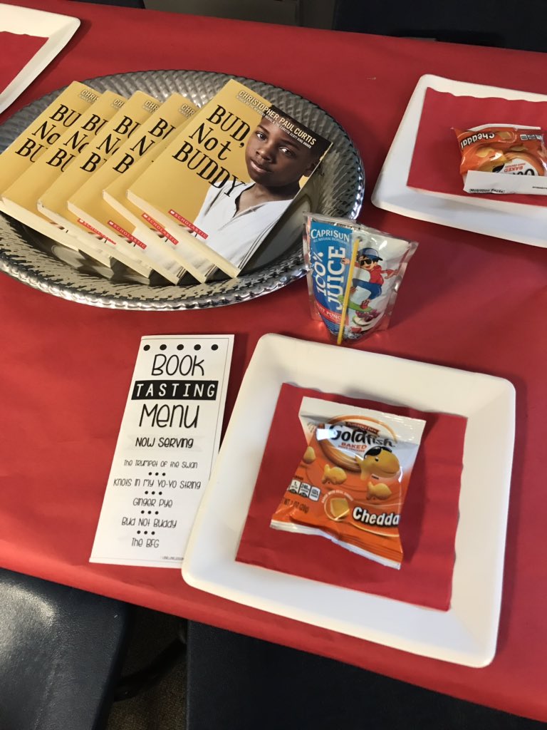 RSmithgrade5's tweet photo. The Book Nook Cafe was open for business today!  Our students enjoyed a 5 course “meal” where they were able to “taste” a variety of genres.  📚 https://t.co/UbQHpyDwk4