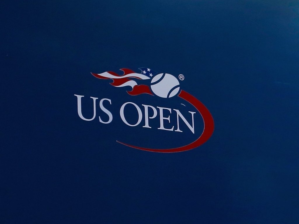 MISSCOOKIE1223's tweet photo. OK #USOPEN I'M READY 4THIS 📺👀
#RogerFederer 🎾✊🏾 LET'S GO!
#bringhimout! 👏🏾👏🏾👏🏾👏🏾
#bringhimout! 👏🏾👏🏾👏🏾👏🏾
#bringhimout! 👏🏾👏🏾👏🏾👏🏾 https://t.co/19jEDo3vcm