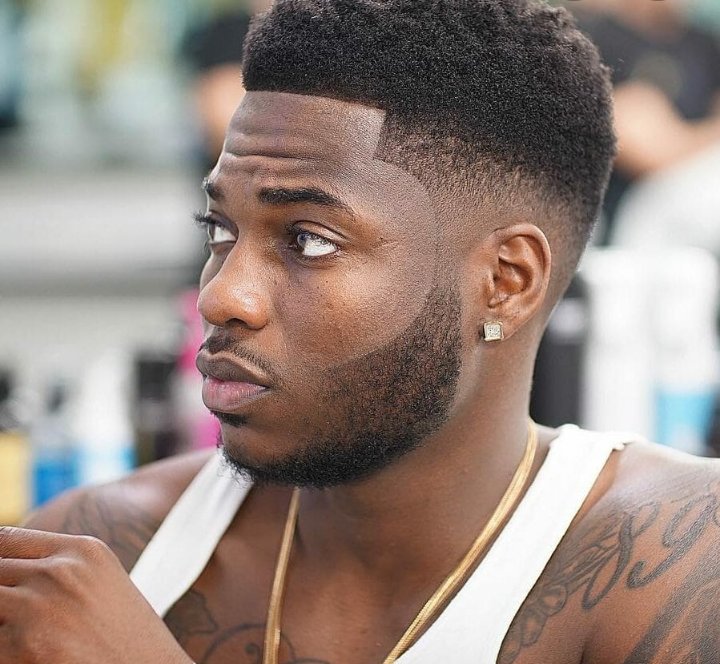 DanielFromBlog's tweet image. Recently, Daggerwin has made a title for himself on @BandLab. He is know for producing for famous rappers like LA and Kyson from the Tyson. Find out more at bandlab.com/daggerwinmuzik