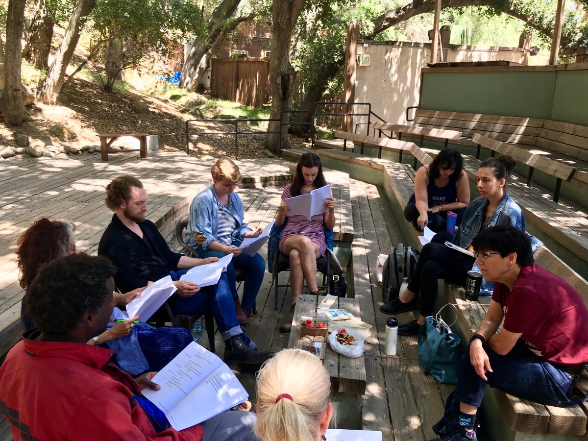 botseedlings's tweet image. Pix from our 1st GreenRead @theatricum last weekend: THE WALL AND THE DINOSAUR by Chelsea Sutton 
facebook.com/pg/botanicumse…
Thank you to Chelsea and our amazing #LAThtr #actors! #newplay #womenplaywrights @wthcoffeespoons 
@itsLeaMadda @TavisLBaker @RosePortillo