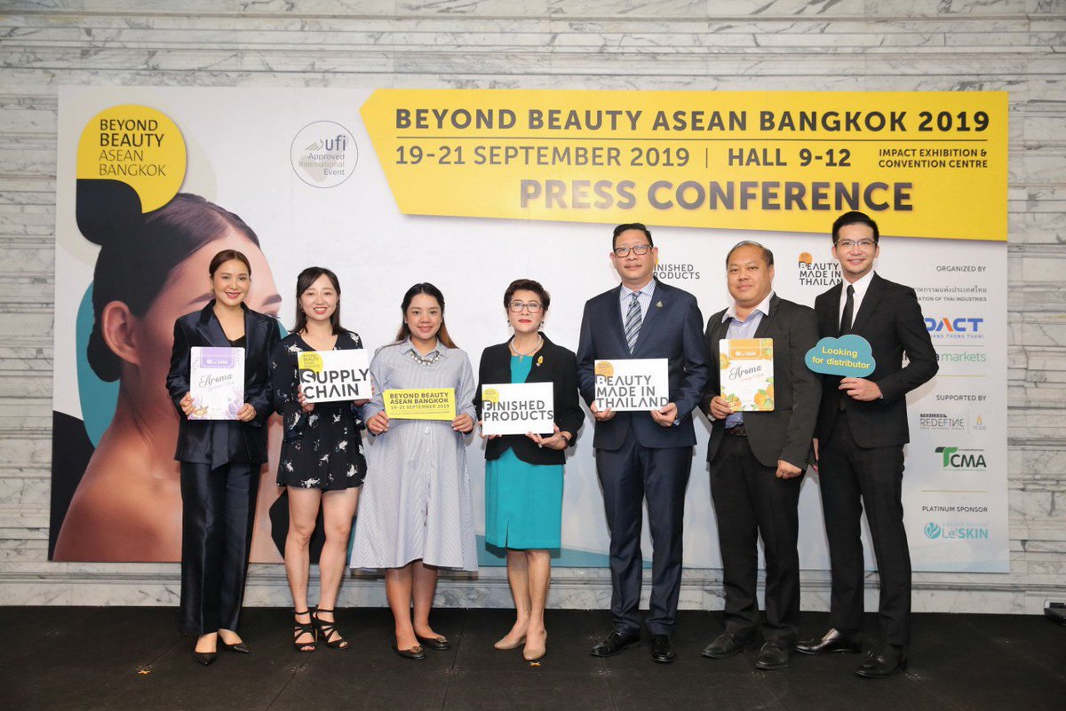 TheLeaderAsia's tweet photo. ติดปีกธุรกิจเครื่องสำอางและความงาม ในงานบียอนด์ บิวตี้ อาเซียน แบงค็อก ปี 2562 เวทีเพื่อสร้างเครือข่ายสินค้าและเจรจาธุรกิจด้านความงามและสุขภาพแบบครบวงจรในภูมิภาคอาเซียน

https://t.co/LDhupwRTzy

#บทวิเคราะห์ #เศรษฐกิจ https://t.co/S6ameaDVZi