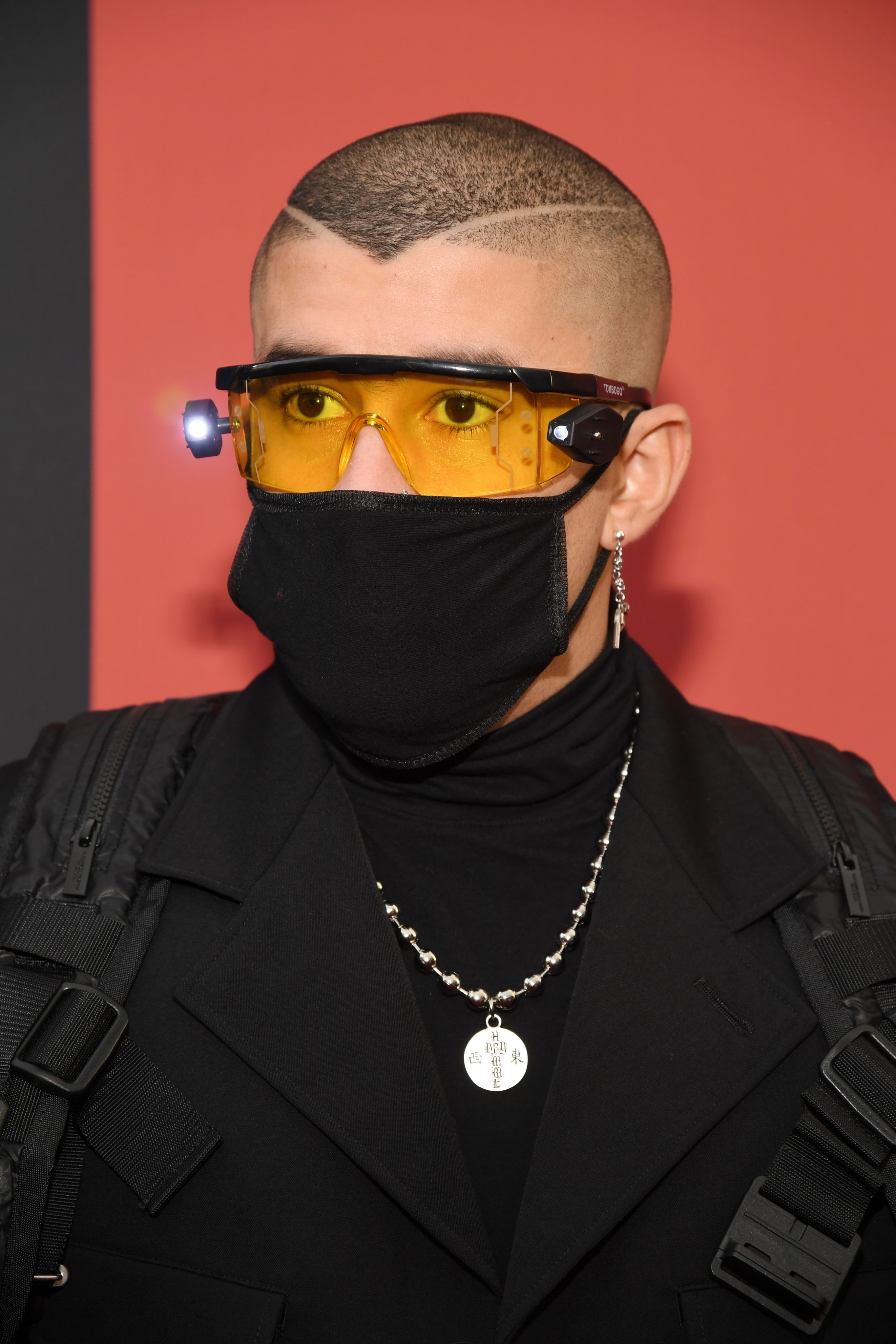 Bad bunny lentes amarillos sale