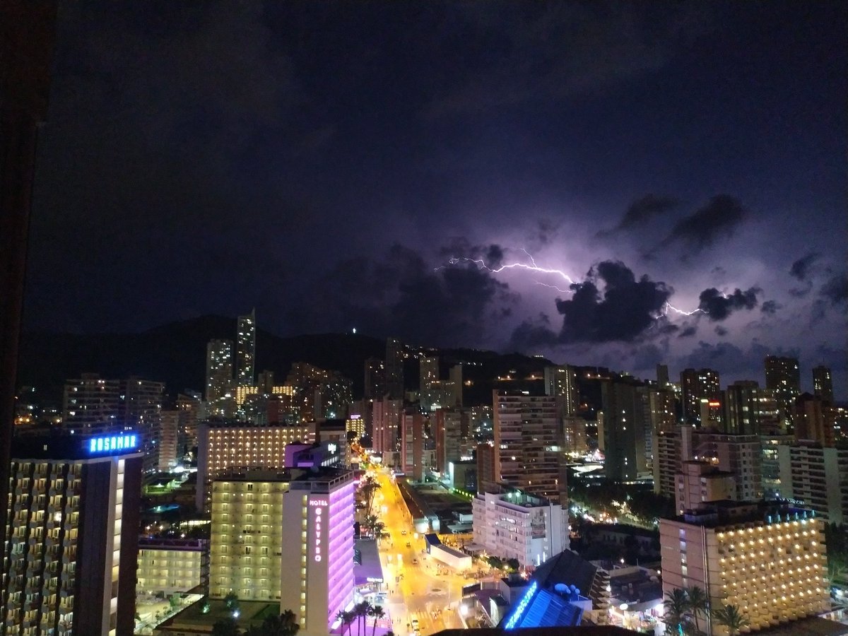 m14isabel99's tweet photo. Tormentita⚡ https://t.co/zUb35Snc9F