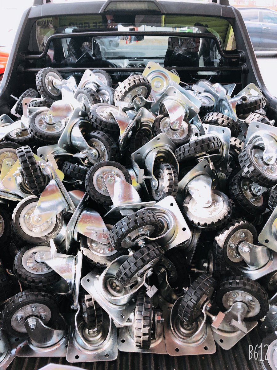 tribhamx's tweet photo. Rodaja Indust. 6” Girat Rueda hule tipo tractor Cap. 220 kgs ventas@tribha.mx Tel: 555882-2074 Con Gusto los Atenderemos #tribhamx #rodamex https://t.co/Wz3eSgqwXc