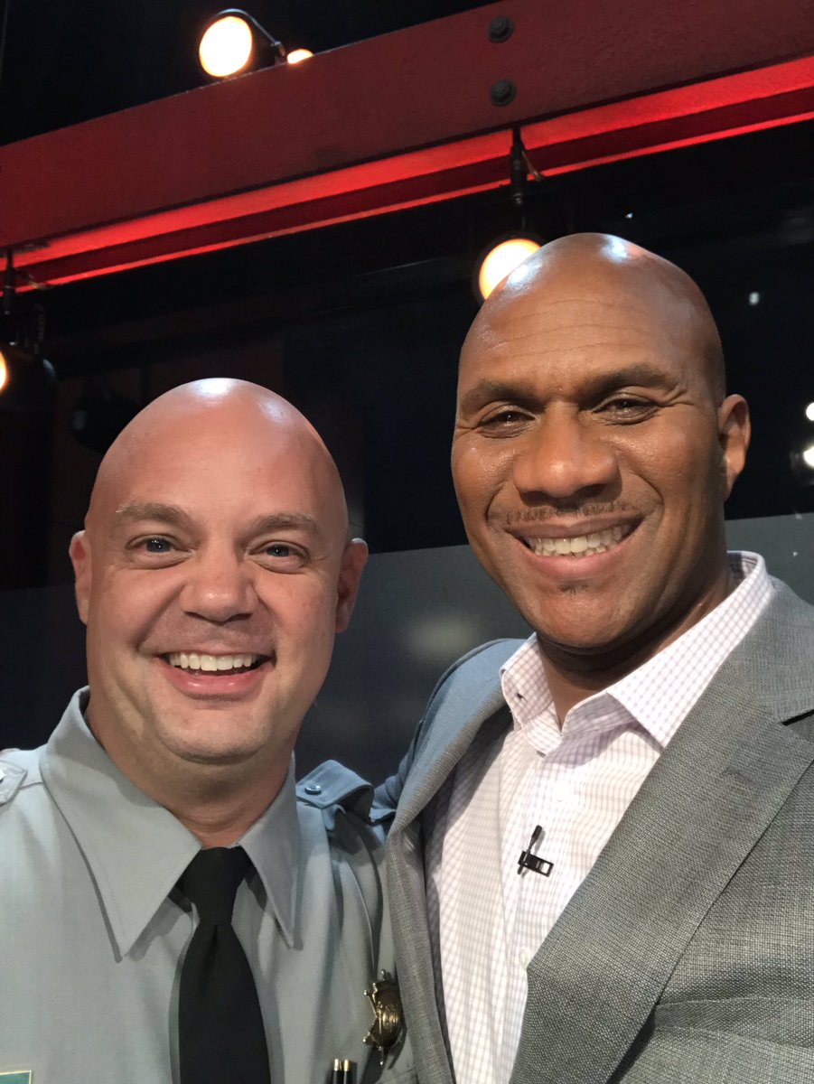 traininglane's tweet photo. Finally got a chance to catch up with my main man Shawn James at CBS studios in LA. Cudnt be prouder of you bro! https://t.co/0ARaavRuCG