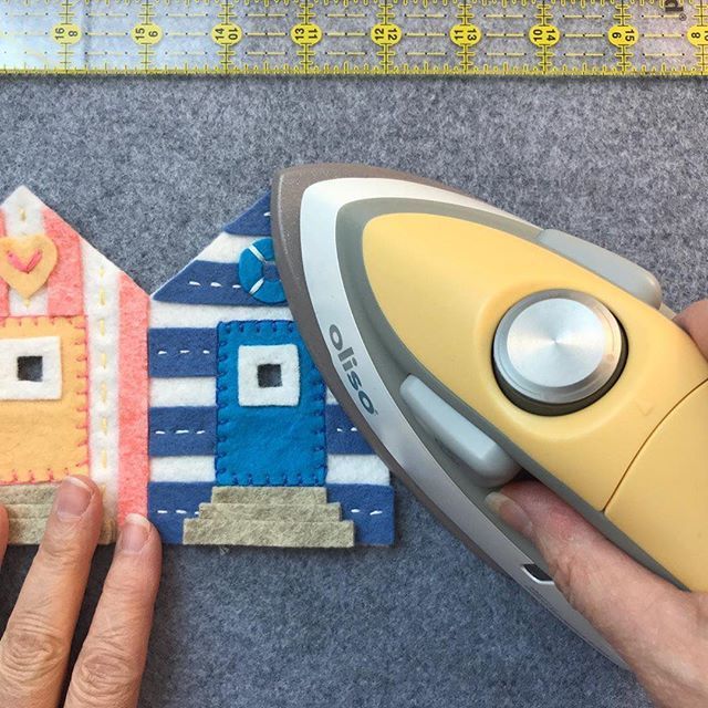Head over to @betz_white to check out her adorable Lil’ Felt Village Make a-long club and #olisomini and felt supply pack giveaway! You will want to move in they are so cute! #createwitholiso