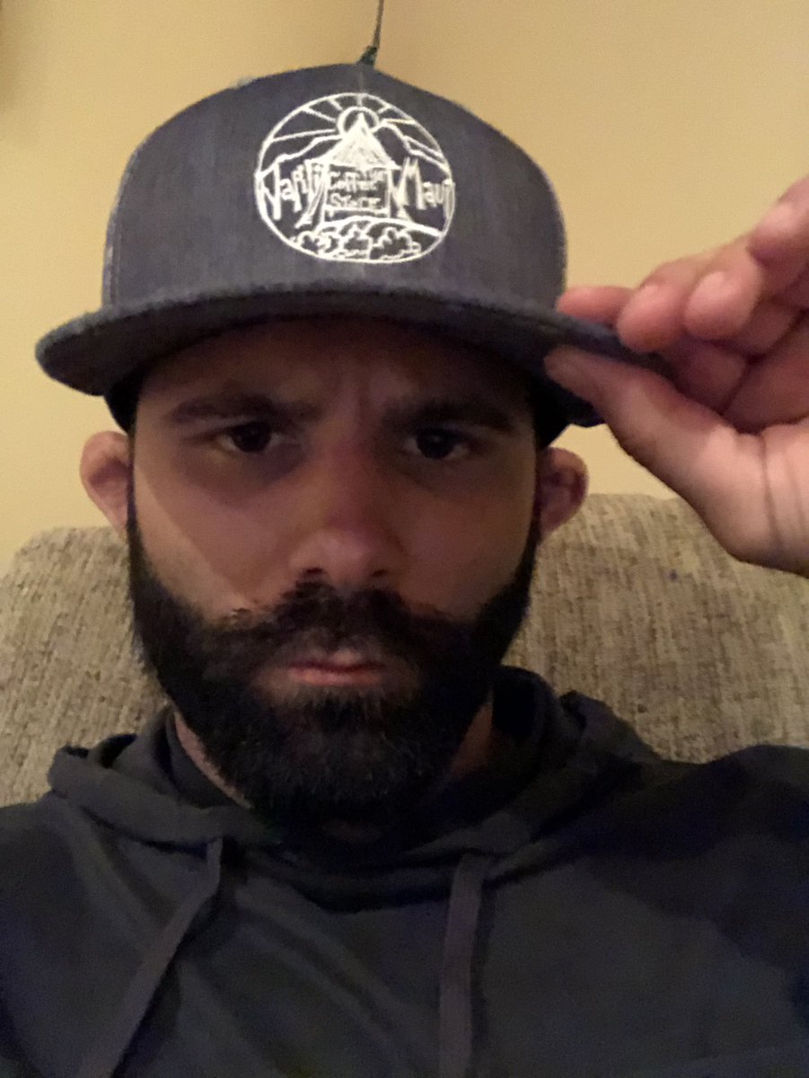 Dizzy_Don44's tweet photo. @NGWIZZZ Coach Donahue. NOVA https://t.co/PDiTDfkRvR