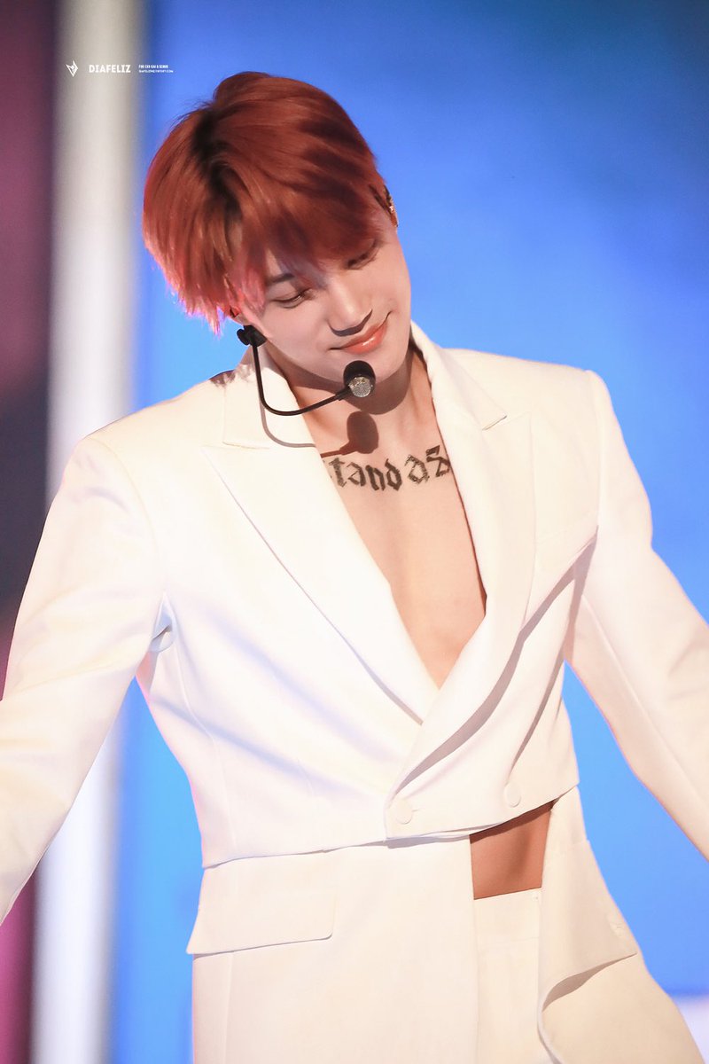 jongin pics tweet media