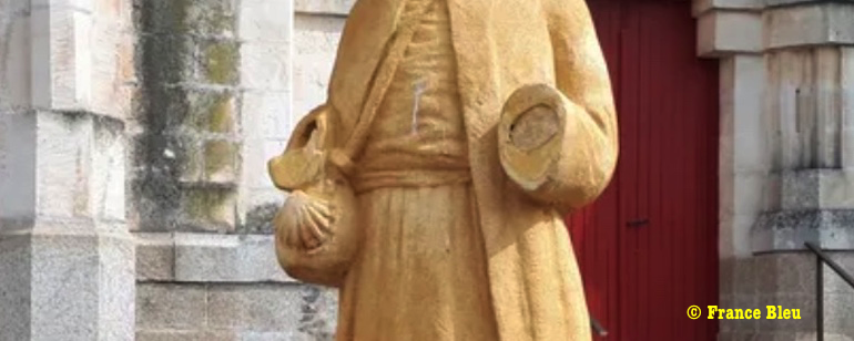 Christianophobi's tweet photo. Guémené-Penfao : les auteurs du vandalisme identifiés #France(LoireAtlantique) #GuémenéPenfao(LoireAtlantique) #Statuesvandalisées https://t.co/5zSGNBfOex https://t.co/eqTEP5Dxs4