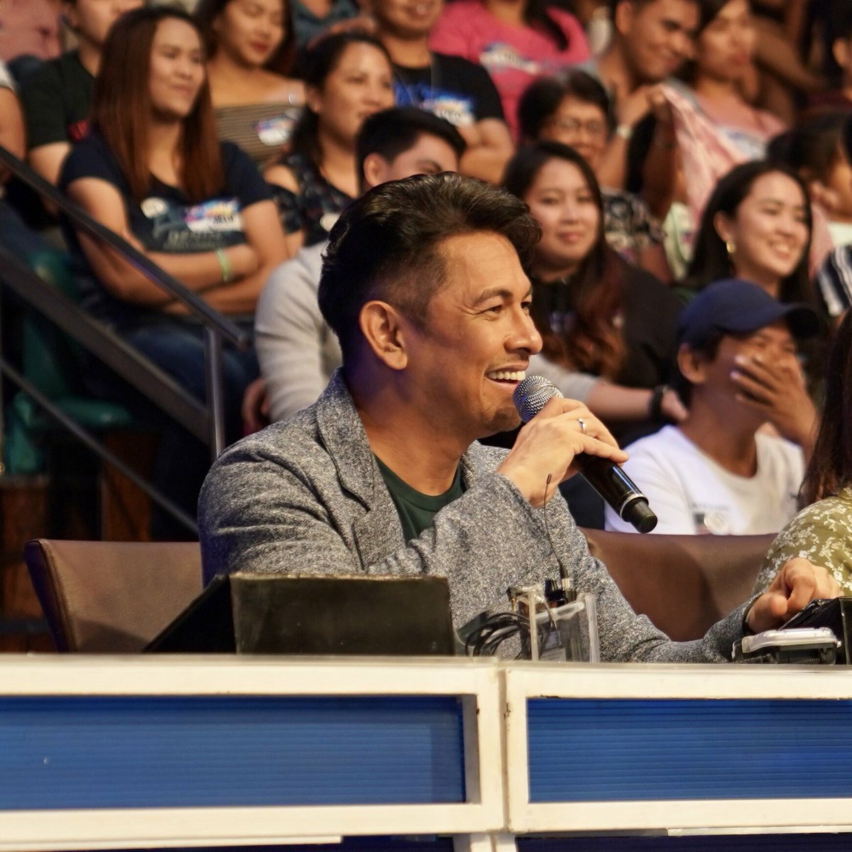 manila_genesis's tweet photo. Catch it today! Tawag ng Tanghalan @TNTABSCBN semi finals kasama si punong hurado @GaryValenciano1 ! #GaryValenciano #ManilaGenesis #GaryVTNT #TNT3Q4AwitNiIdol @itsSHOWTlMENa https://t.co/4gIeO0OkCn