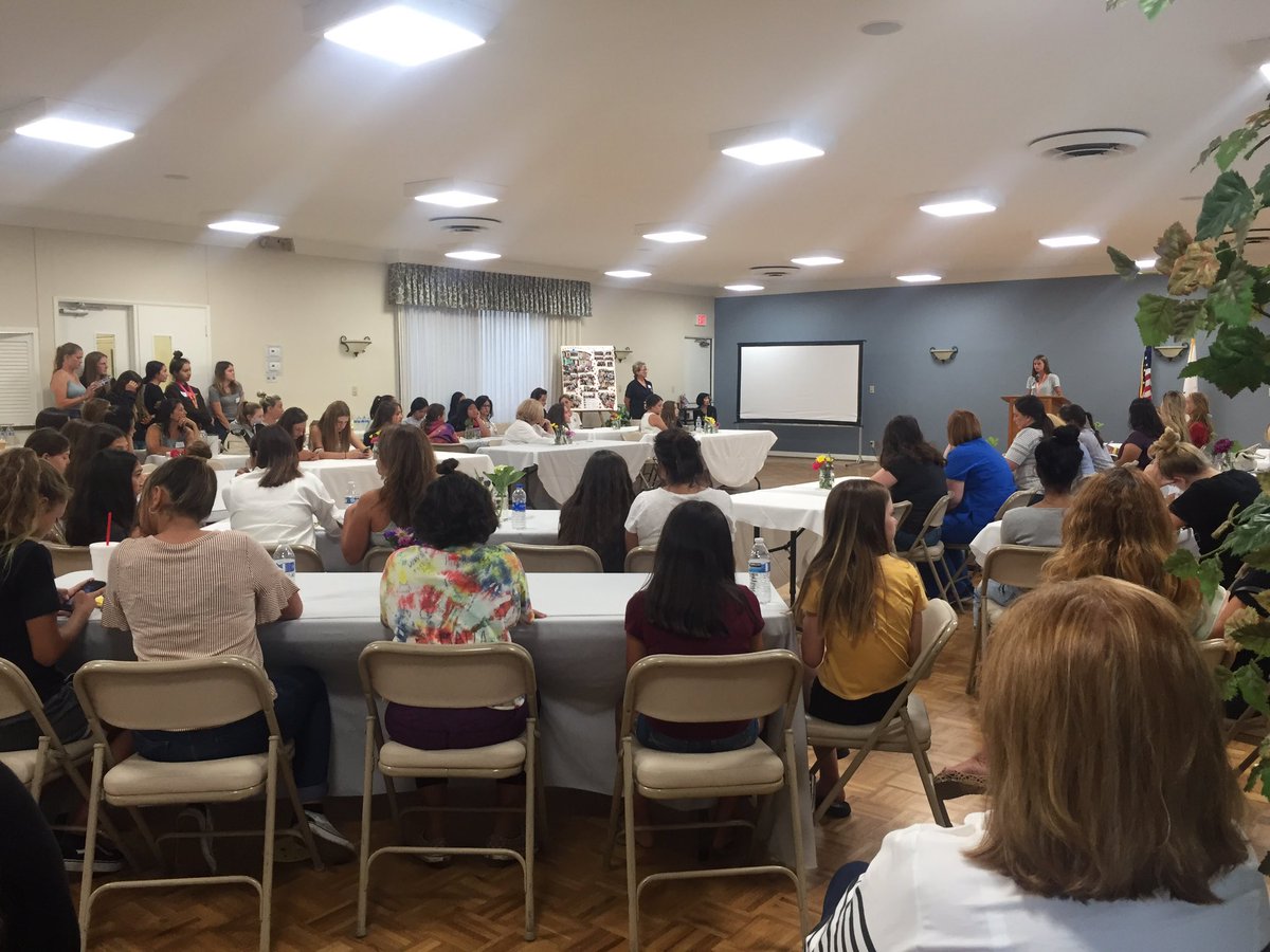 Assisteens_'s tweet photo. Thanks to everyone who came to orientation tonight! Join us at our first meeting even if you didn’t make it to orientation. The meeting is September 9th at 6:30pm. If you didn’t make it to Orientation here is a link https://t.co/lXTYniBzxm  to tell you a little more about us! https://t.co/fl6Fyaf0gK