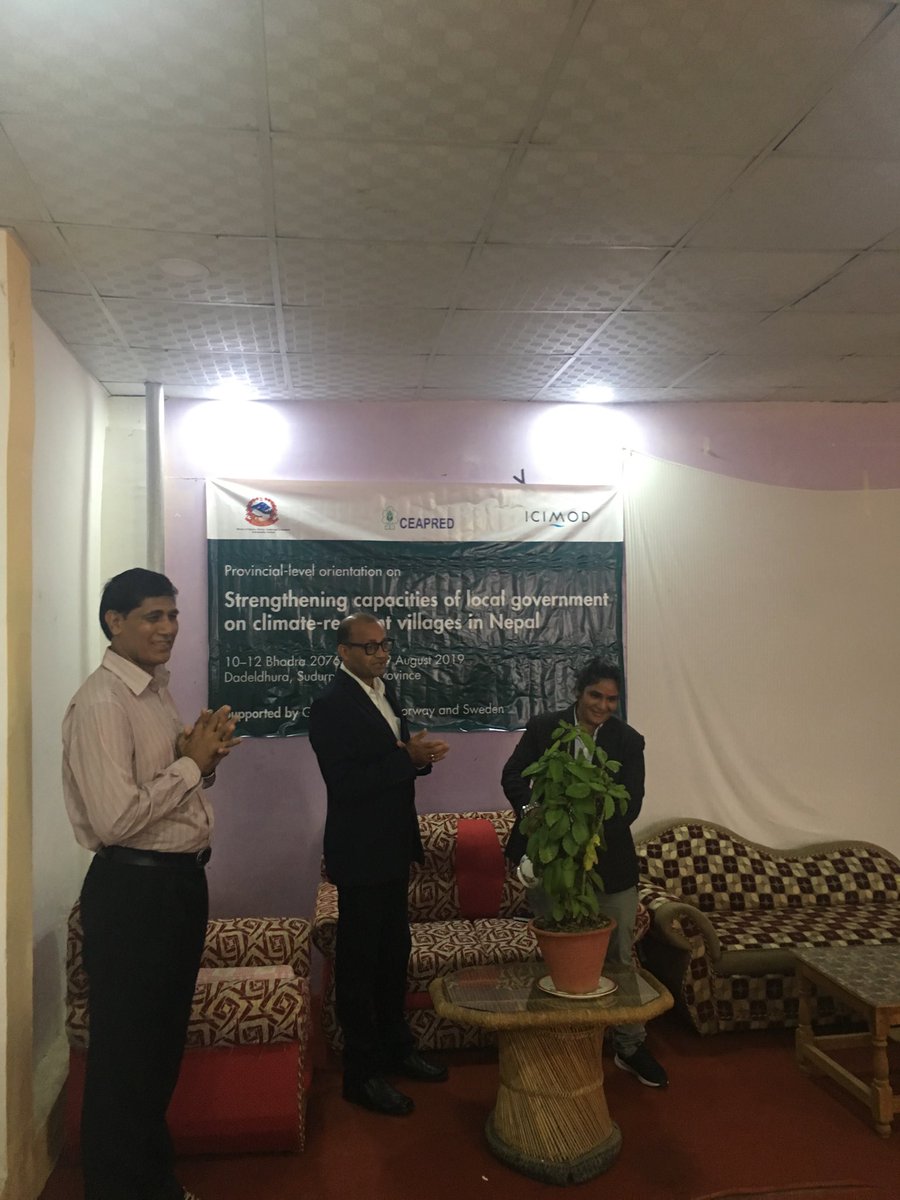 UdasErica's tweet photo. Inaugurated now the three days orientation at Provincial level 6 &amp; 7 #FederalNepal #ClimateSmartVillage #ResilientMountainVillage ⁦@icimod⁩ https://t.co/e4LOlDI6q5