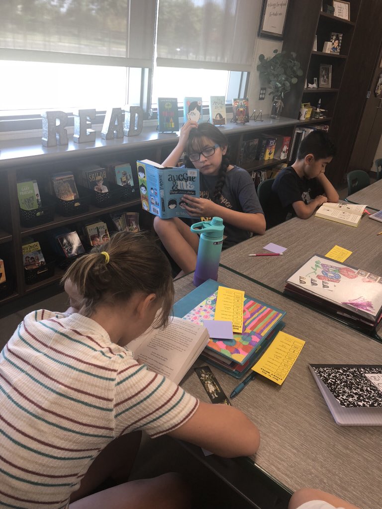 Successful independent reading launch in 5th grade! #DentonDragonsVisalia