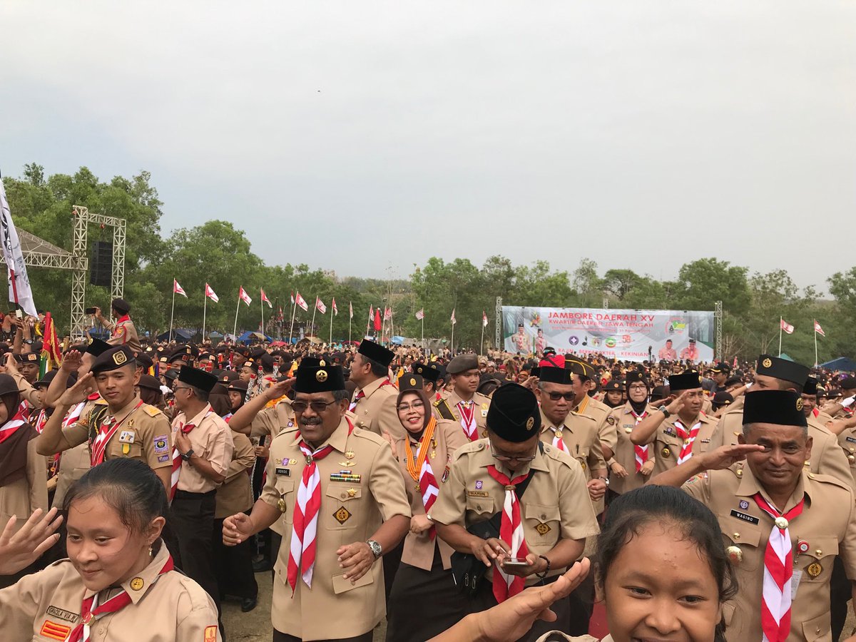 SumarniGrobogan's tweet photo. Penghargaan ini sy persembahkan untuk semua insan pramuka di Kab. Grobogan, dan Semangat untuk kontingen Jamda utusan Kab. Grobogan. Salam pramuka!! https://t.co/frLw5zSs87