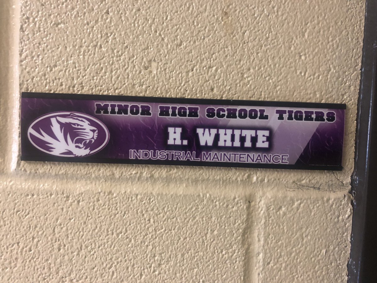 MHSIndMain's tweet photo. Summer is over and a lot of hard work has been done, but the Industrial Maintenance program at Minor High School is officially ready for this school year! #CTE #JEFCOEDCTE #MINORHS #JEFCOEDJourney https://t.co/6CpUku5LPJ
