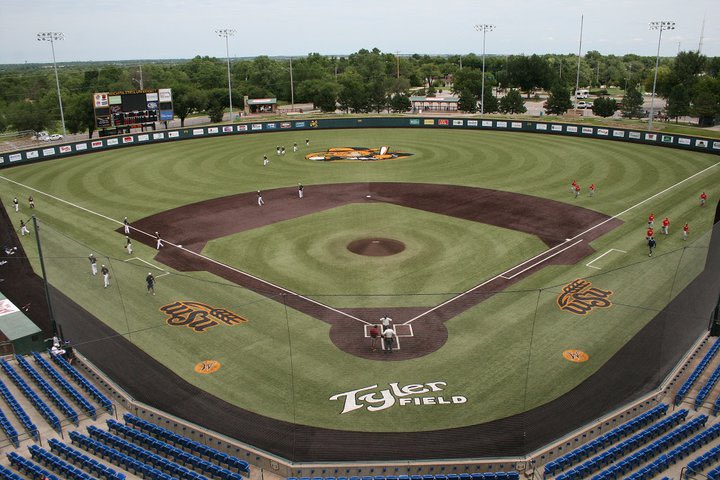 ChuckIngram6's tweet photo. I would like to thank all my coaches, teammates, mentors, &amp; family for everything they have done for me in my life and this is all possible because of them. Extremely blessed and excited to announce I will be furthering my academic and baseball career at Wichita State University! https://t.co/3mWV77WUbw