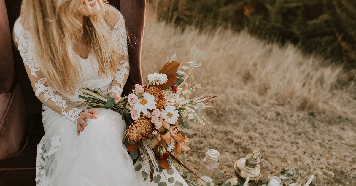 forthisevent's tweet photo. Fall wedding ideas to fall in love with! Let mother nature provide the backdrop and you design your dream wedding. #fallwedding #weddingplanning #forthisevent https://t.co/lV78wUww5M https://t.co/FebJwoZkLM