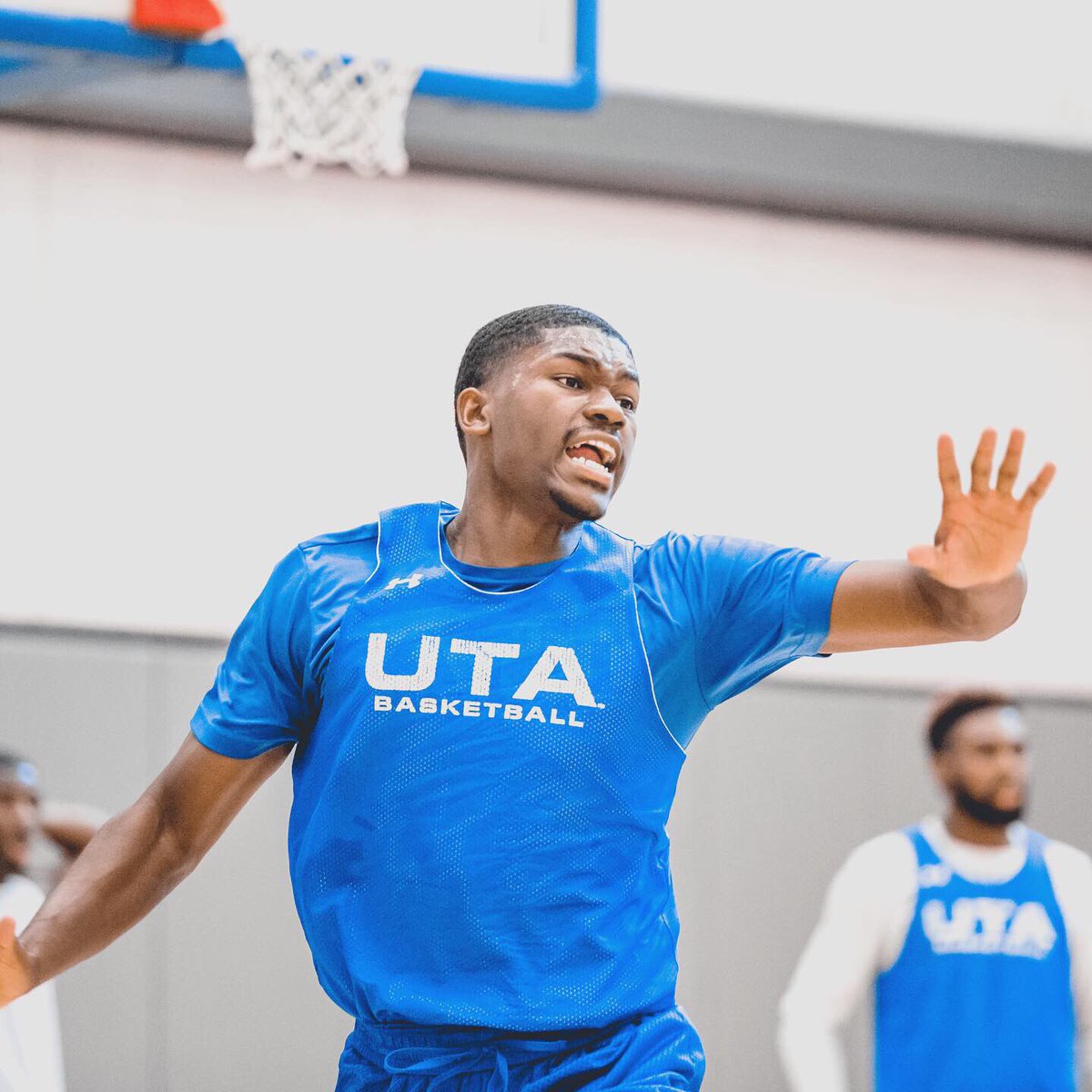 UTAMavsMBB's tweet photo. Preparing for November.

🔷#MavUp🔶 https://t.co/6eMDsMMOlw