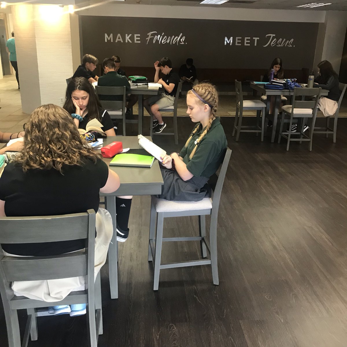 Young_sml's tweet photo. When the A/C is out and it feels like 100 degrees, you move to the churchโs updated hospitality area and suddenly feel like you should be sipping a latte. ๐คโ๏ธ #teachingrequiresflexibility #awesomemiddleschoolers #8thgradelanguagearts #weheartreading #sml1920 https://t.co/eqdaD358Qv