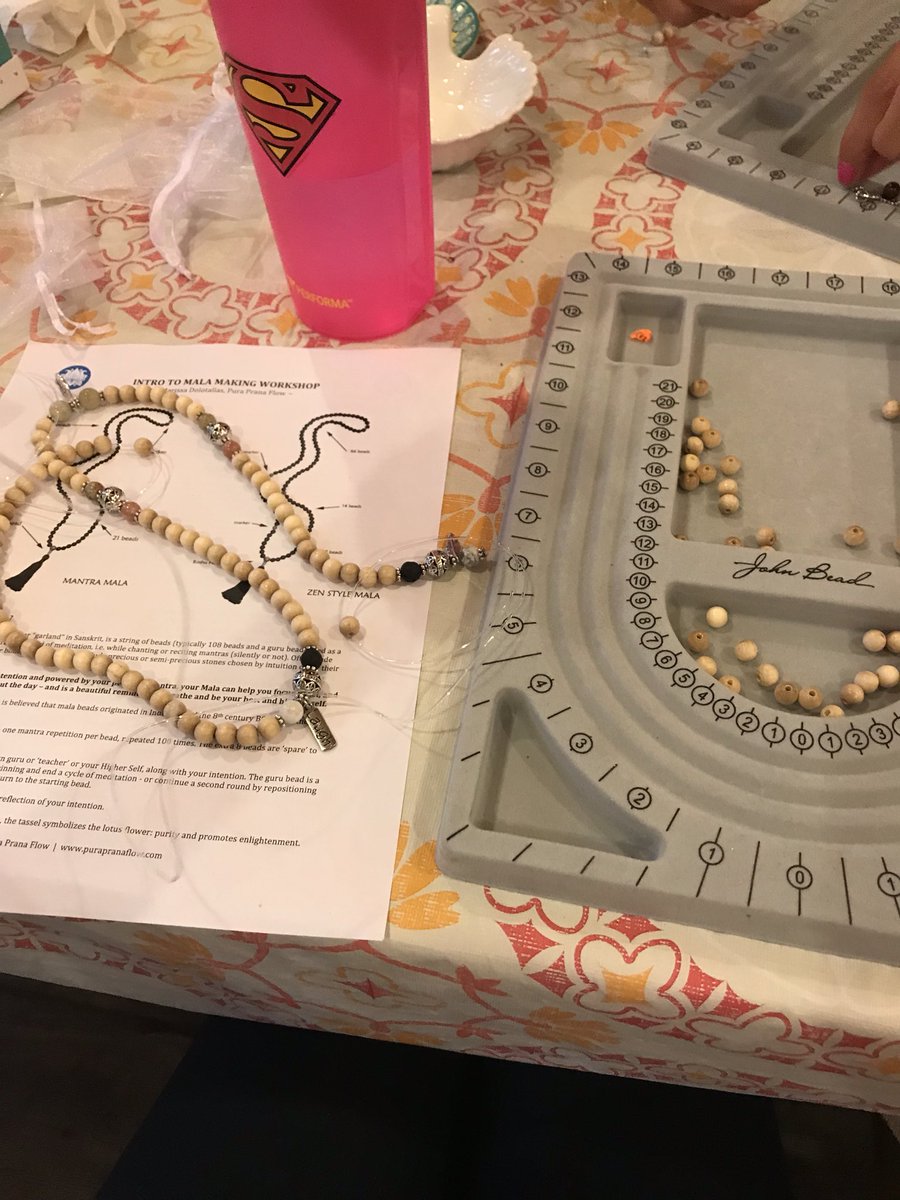 KickitwithKDuff's tweet photo. Mala workshop📿what’s your positive affirmation?🧘🏻‍♀️Link to videos in bio ⤴️ Subscribe for a chance to win a FREE custom program!💥
#affirmations #mala #malamaking #beading #positivity #positiveaffirmations #meditation #mindfulness #intentionalliving #intentionsetting #positivity https://t.co/5ypP666zrx