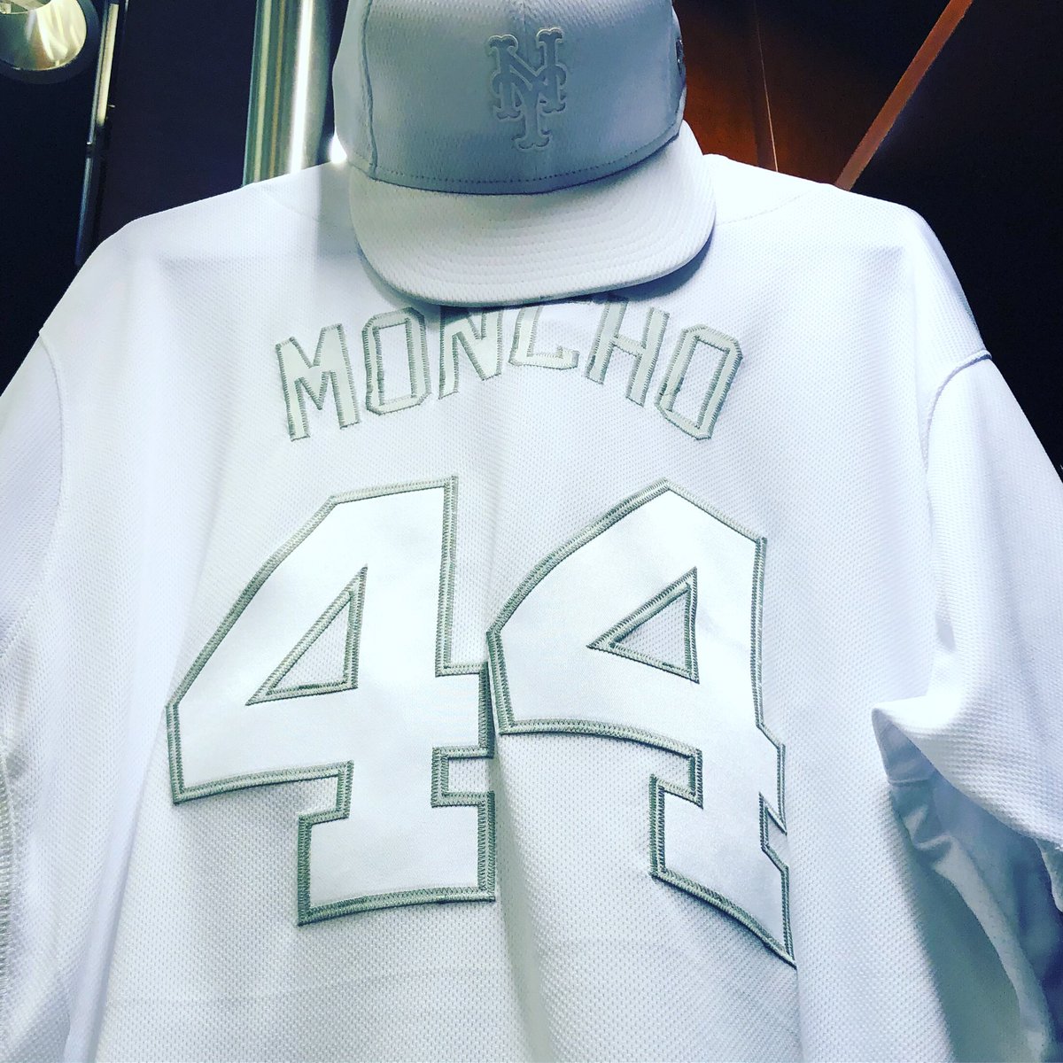 ReneRivera13's tweet photo. Happy to he back honoring my gramps Moncho this past weekend. #playersweekend #44isBack #LGFM #LGM https://t.co/oO9gZZLlru