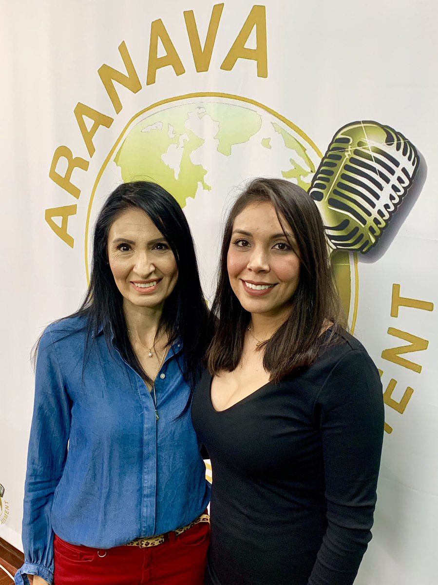 ConsulMexCho's tweet photo. Personal del Departamento de #ProtecciónAMexicanos de #ConsulMexChicago conversó con @AranavaTV sobre las actividades de la 12ª Semana Latinoamericana de #DerechosLaborales. Participa y conoce “El valor de tu Trabajo” #SDL2019. https://t.co/mGkxNgGb2d