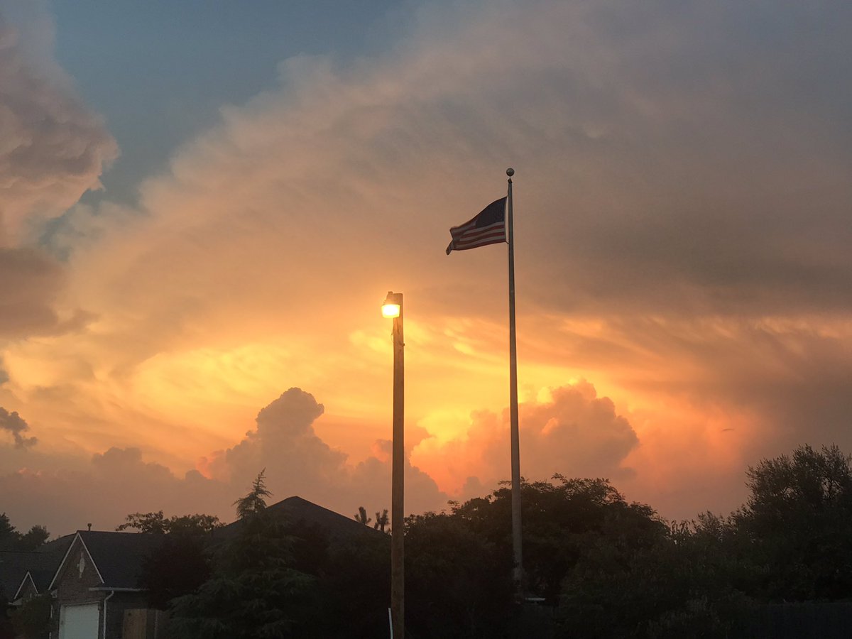 sarah_liz0926's tweet image. #KOCOFirstalert 30 min ago from Yukon (Reno and Czech Hall)