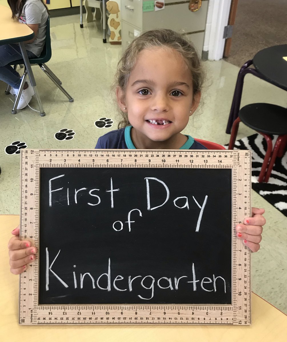 jovteach's tweet image. Our #FirstDayOfK was a success! Can’t wait to see more smiling faces like this for Day 2! #TeamNorthern