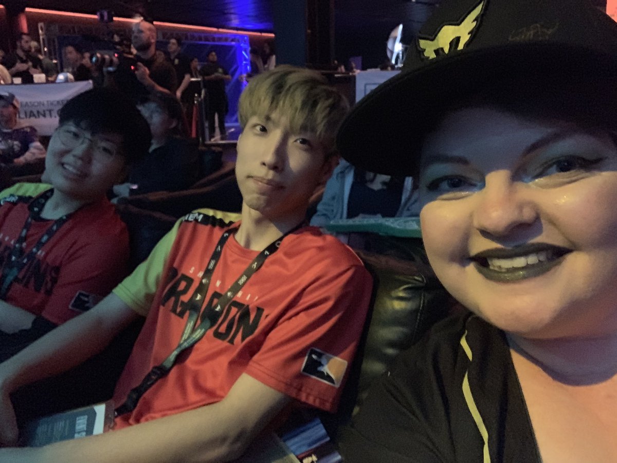 AlyssaTheAmazon's tweet photo. A couple other photos I didn’t post from this #KitKatRivalryWeekend. Happy to get a picture with my favorite caster @AchiliosCasts, ended up sitting next to geguri and diem for a hot minute on Sunday, a picture of the squad, and OWL mom and dad Marina and Dustin! https://t.co/lEv0iKKWOl