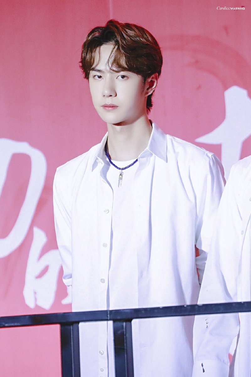 mecxxnn's tweet photo. ฟิลรุ่นพี่คณะวิศวะที่พ่วงด้วยตำแหน่งเดือนมหาลัย  ; ____ ;

Cr.CardiacWARNING

#หวังอี้ป๋อ王一博WangYibo https://t.co/vifjyKoXME