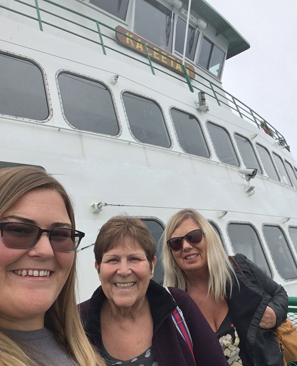 AmyTheAmbler's tweet photo. Preparing for a new video! We're taking a  ferry to San Juan Island. 

#travel #vlog #ferry #herewego https://t.co/1NwgORpkas