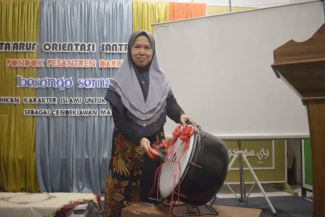 PonpesBesongo's tweet photo. •TOS 2019•
Kegiatan Ta'aruf Orientasi Santri 2019 dengan tema "Teguhkan Karakter Islami untuk Membangun Peradaban Sebagai Cendikiawan Masa Kini" resmi dibuka secara langsung tadi malam olehnya Umi Arikhah
#santribesongo
#santribaru2019 #taaruforientasisantri
#ayomondok #santri https://t.co/CNtQPKOg2S