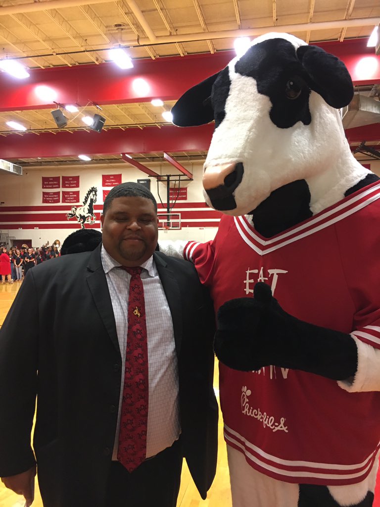 cfa1960walters's tweet photo. Thanks for the invite!  We had fun!!! @whs_bigredband @whschoircouncil @mr_davidmason @WHSFB_Boosters @whsmustangs @WHSMustangHoops @SpringISD  @TEOS_Westfield @westfieldchoir @whs_lariettes @WHSVarsityCheer https://t.co/G2HbY9SDVZ