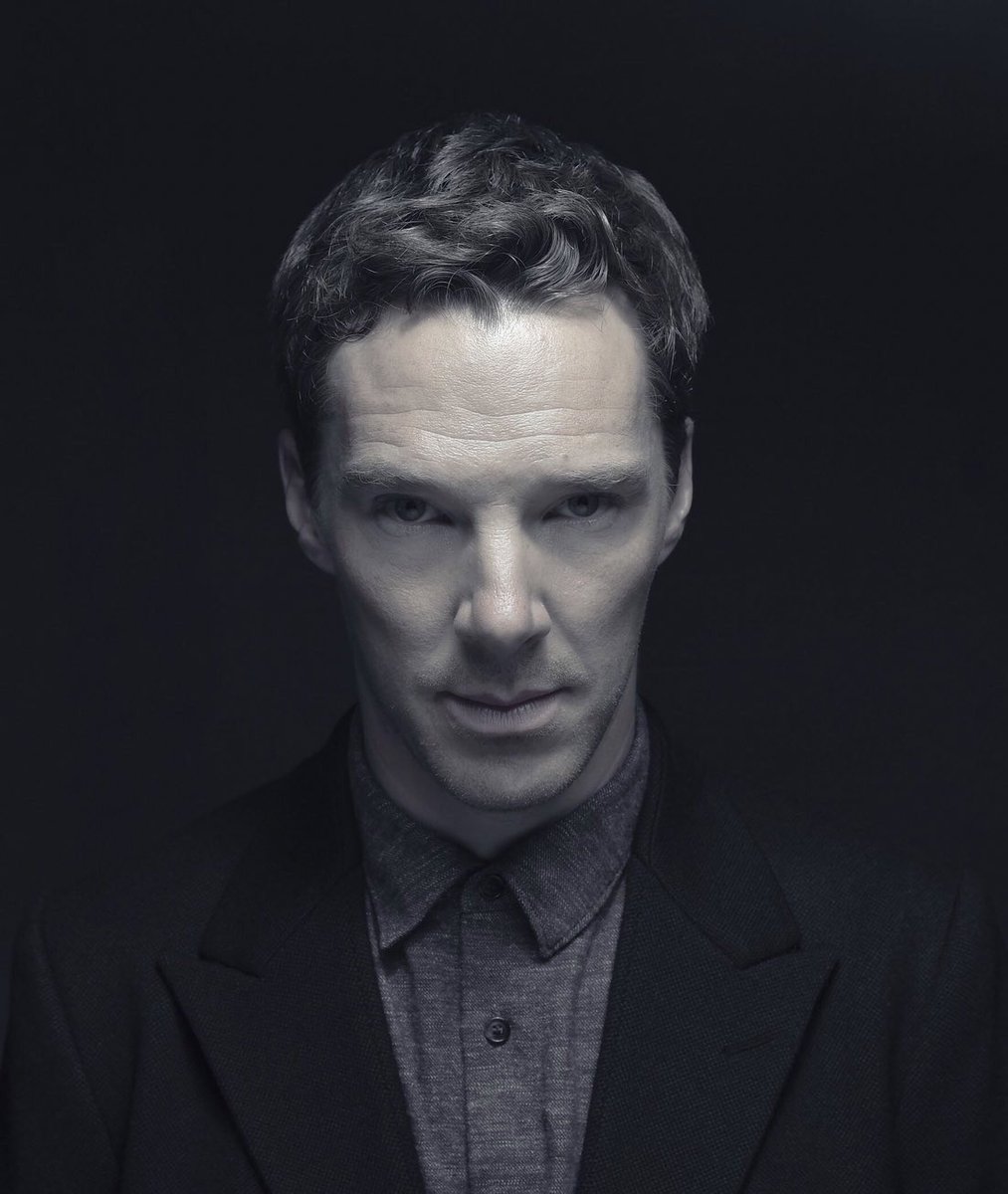 หากก้าวออกนอกเส้นทางไปก้าวหนึ่งก็จะพบอีกหนึ่งโฉมหน้าที่ต่างออกไป

— ตัวตนอันดำมืด

แม้ใครหลายคนจะพร่ำบอกว่าให้กำจัดมันทิ้งหรืออยู่ร่วมกับมันให้ได้ แต่สุดท้ายก็คิดปฏิเสธ..

พูดได้เต็มปากงั้นหรือว่า ‘ไม่จำเป็นต้องมีด้านชั่วร้ายไว้บ้าง’