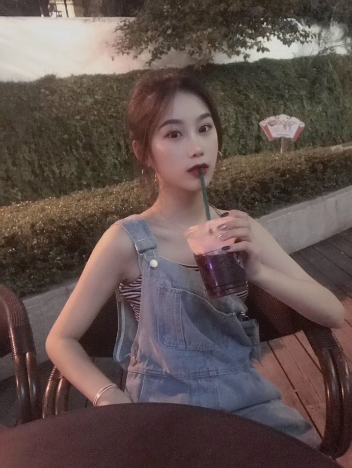 EJiangjiang's tweet photo. Life is like a cup of tea, it won't last a lifetime, but it will always suffer for a while.What do you think? https://t.co/17dx9MMXRo