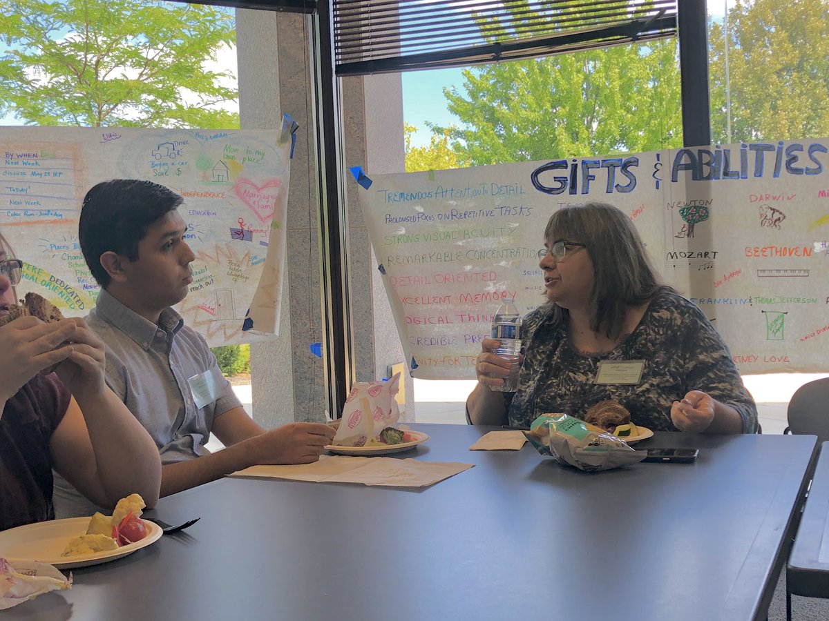 IllinoisAMC's tweet photo. Thanks @Connections203 for the beautiful #MicroConnections items for our meeting! E. Martinez and @204STEPS_Eagles grad M. Taylor were impressive workers and true reflections of your training! #CNXNSPride #inclusionworks https://t.co/Q8BqbOMScv