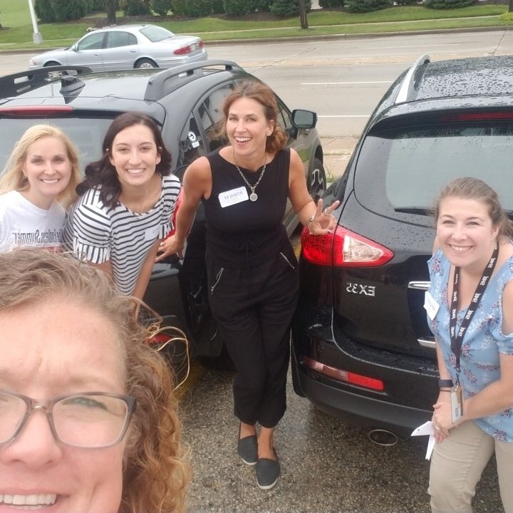 ginagreil's tweet photo. Had a blast watching our icebreaker goosechase activity @BradfordKUSD today #onesidenorthside @kusd Welcome back staff! https://t.co/5sD12AuUGX