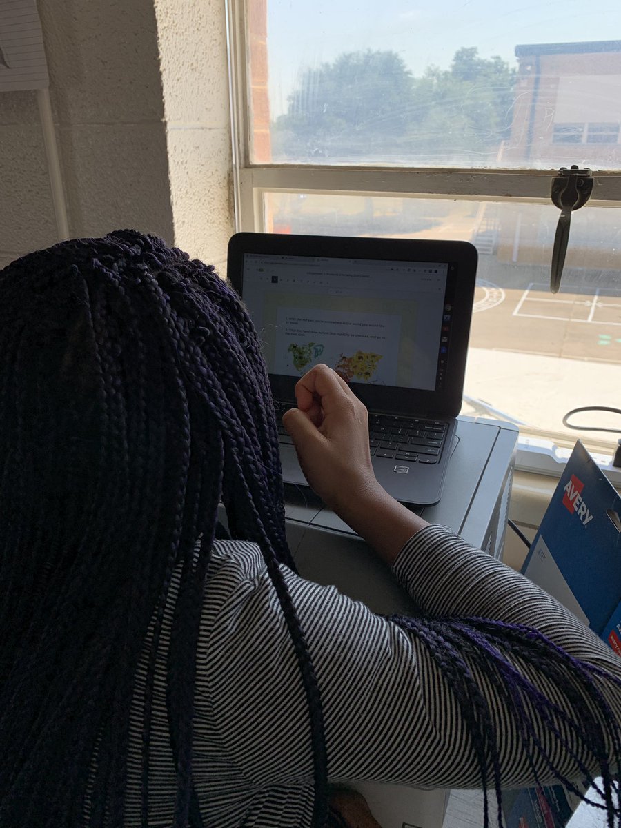 Coach_SRogers's tweet photo. Loved introducing my @ComoBees to Chromebooks and my students new favorite website @Classkick! It’s great for independent work and collaboration amount peers. #CMS #TechnologyTogether #FWISD #ClassResource https://t.co/D4Ql3erNsJ
