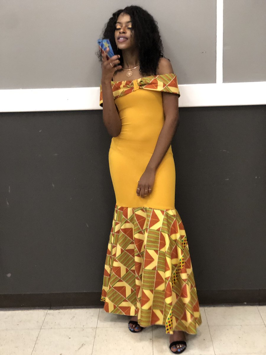 sargierhonel5's tweet photo. I don’t have a job but I be working🙏🏽🤐Wedding Vibes
#beyonce #rihanna #tyrabanks #kimkardashian #jayz #drake #elitemodelmanagement #fordmodels #imgmodels #modelscount #newyorkmodels #wilhelminamodels #womenmanagement #photography #model #repost #unsignedartist #viral #trending https://t.co/2587QrzLNv