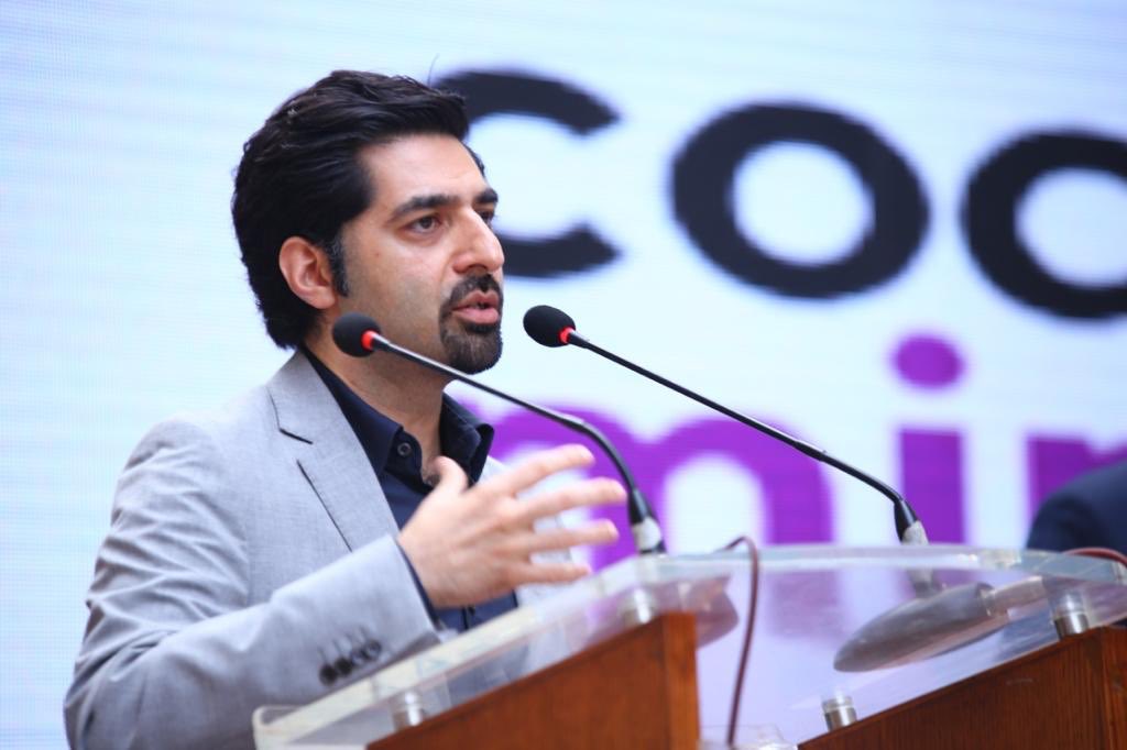 gcherkowski's tweet image. Excited to host CodedMinds founder @OmarFarooqui at STEM Learning Lab in Calgary #yyc @learningstem @Coded__Minds #gamechanger #rethink_learning