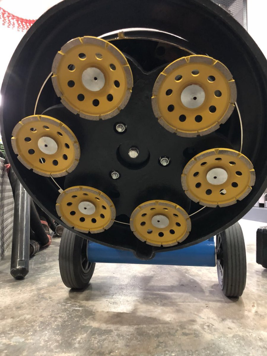 shao_major's tweet photo. #BYCON #diamondtools #abrasive #floorgrinding #floorpolishing #cementfloor #concretefloor #floorgrinder #Pulidorasdepisosdeconcreto #DesbastadoradeConcreto #SLIJPSCHIJVEN #BETONSLIJPMACHINES #Matuursteenschuurmachine #Betonslijpmachinediamant https://t.co/uyzcwkCub9