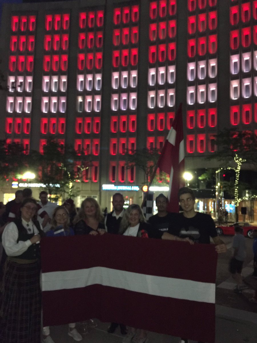 Latvia_USA's tweet photo. #BalticWay30 commemoration in Indianapolis, IN - @IPLPower building in the colors of #Latvia 🇱🇻, #Estonia 🇪🇪 and #Lithuania 🇱🇹. Photo credit: Solveiga Hendersone. https://t.co/Uq6038fQdN