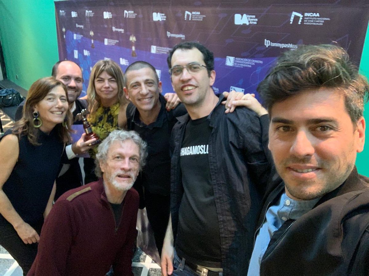 pabloculellok's tweet image. Felicitaciones al equipo de #Elmarginal2 por el @PremiosCondor a la mejor serie de TV y a todo el equipo de #Elangel que viene arrasando como película !! @undertransmedia