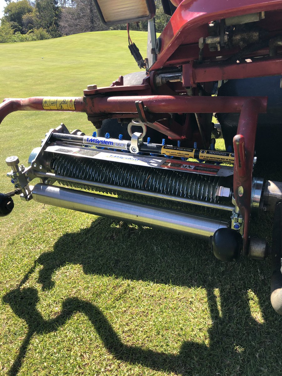 DChristmass11's tweet photo. Giving these universal thatchmaster heads a debut whilst the suns out.. #TMsystem #ATT https://t.co/tFwM4H2db7